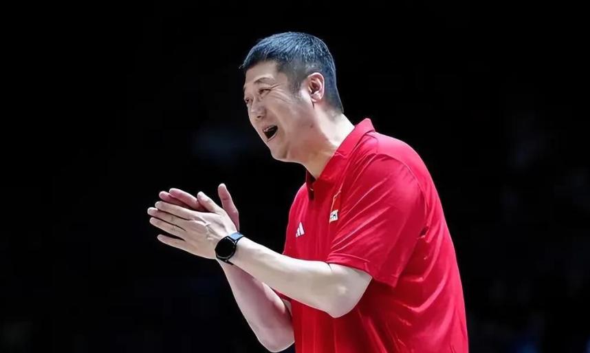 英雄联盟下注_教练指挥果断，调整效果显著