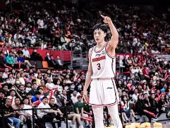 关于广东宏远CBA战胜北京首钢徐杰三分锁定的信息